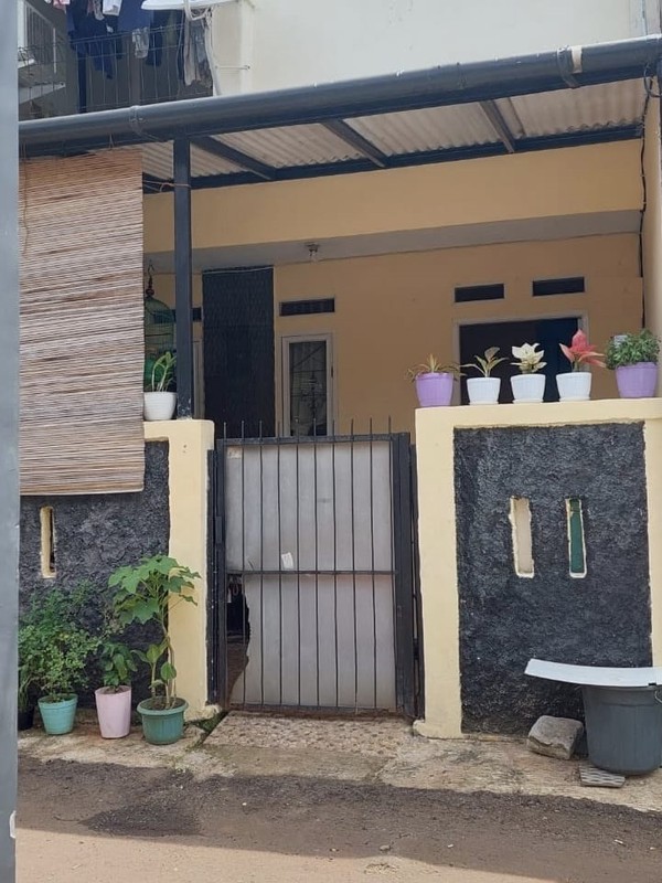 Rumah Minimalis 2 Lantai, Bebas Banjir