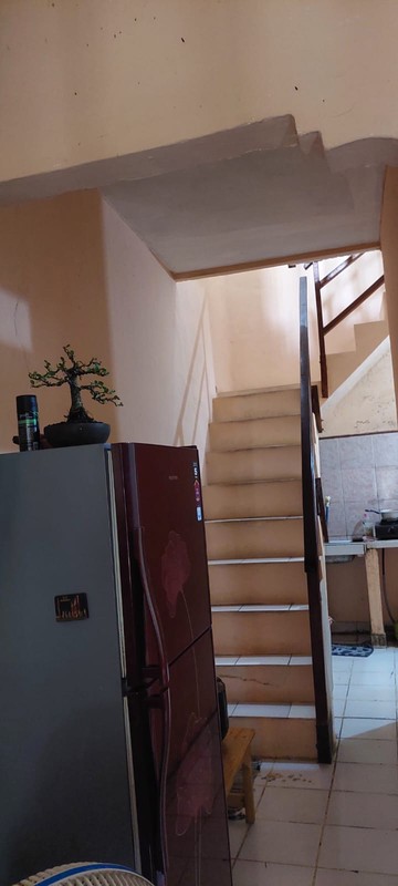 Rumah Minimalis 2 Lantai, Bebas Banjir