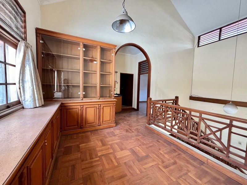 Rumah Bagus Bebas Banjir Lokasi strategis di Bintaro