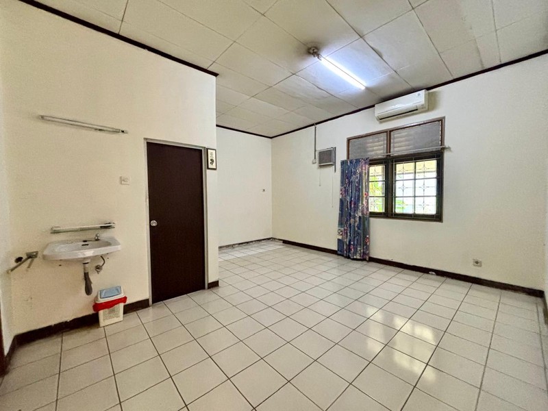 Rumah Bagus Bebas Banjir Lokasi strategis di Bintaro