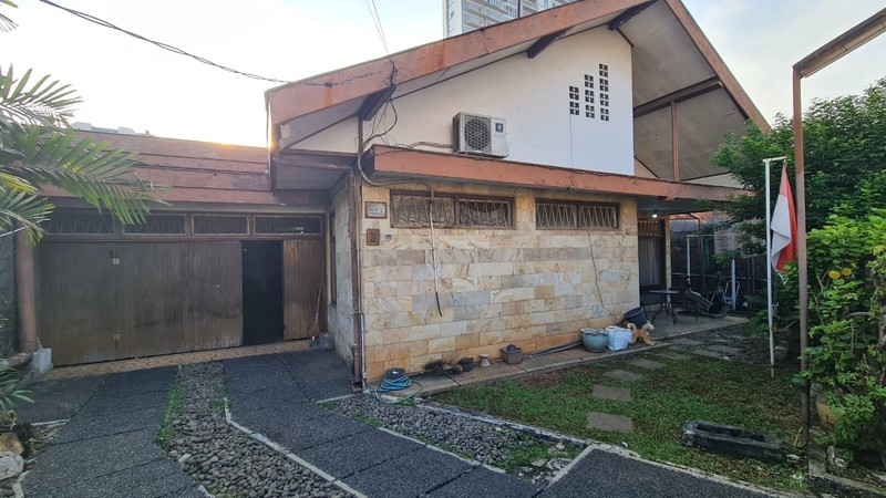 Rumah Hitung Tanah Area Cipete