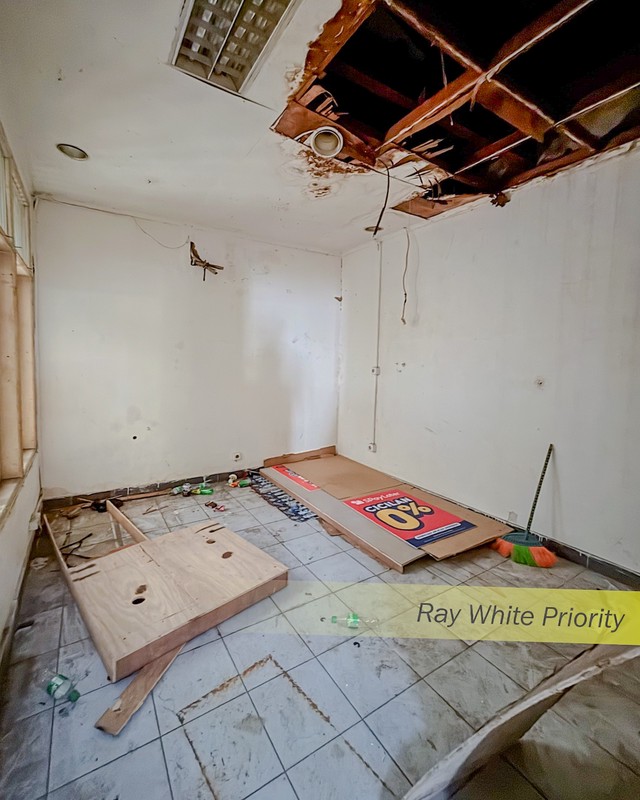 Rumah di Pondok Indah Hitung Tanah, dekat Pondok Indah Mal PIM