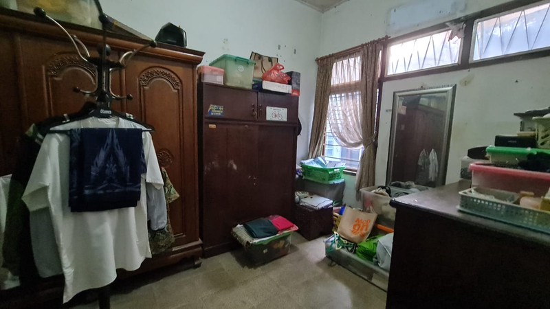 Rumah Tinggal 1 1/2 Lantai Dijual di Palbatu Menteng Dalam Tebet Jaksel