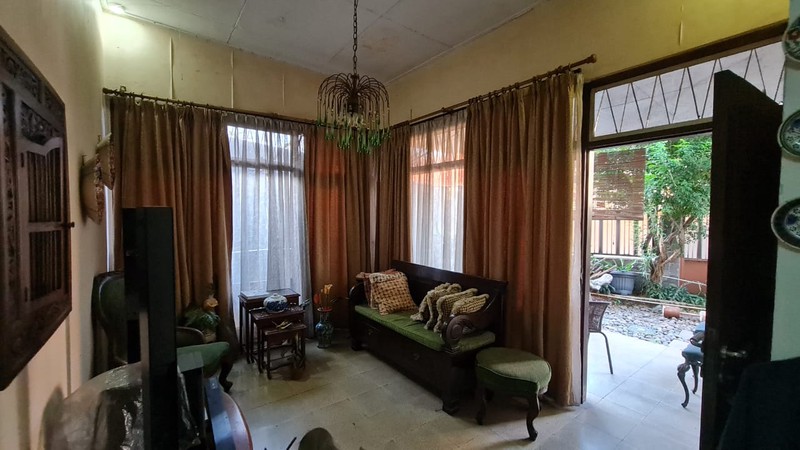 Rumah Tinggal 1 1/2 Lantai Dijual di Palbatu Menteng Dalam Tebet Jaksel