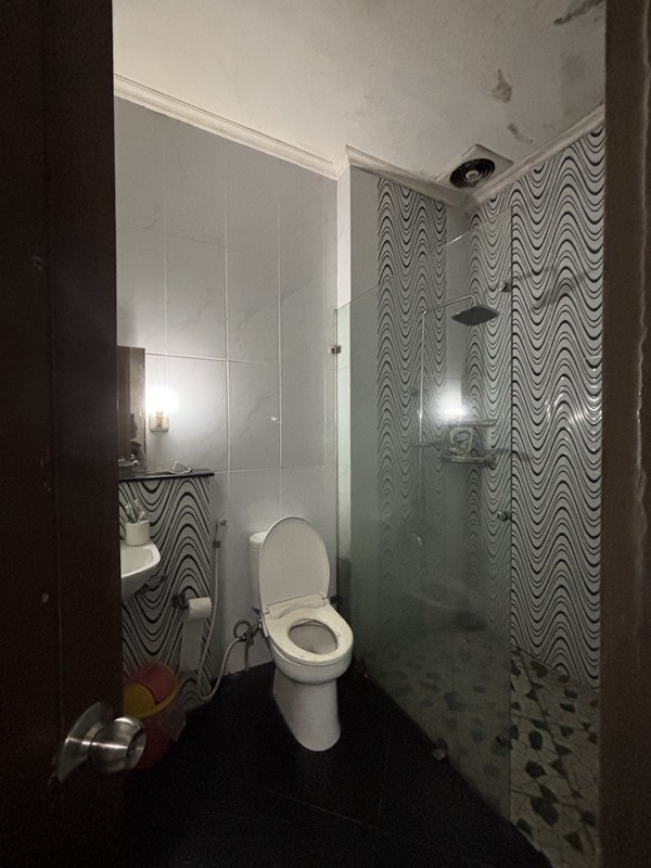 Rumah Besar 2 Lantai di Griya Panorama Estate Jatiasih Bekasi 