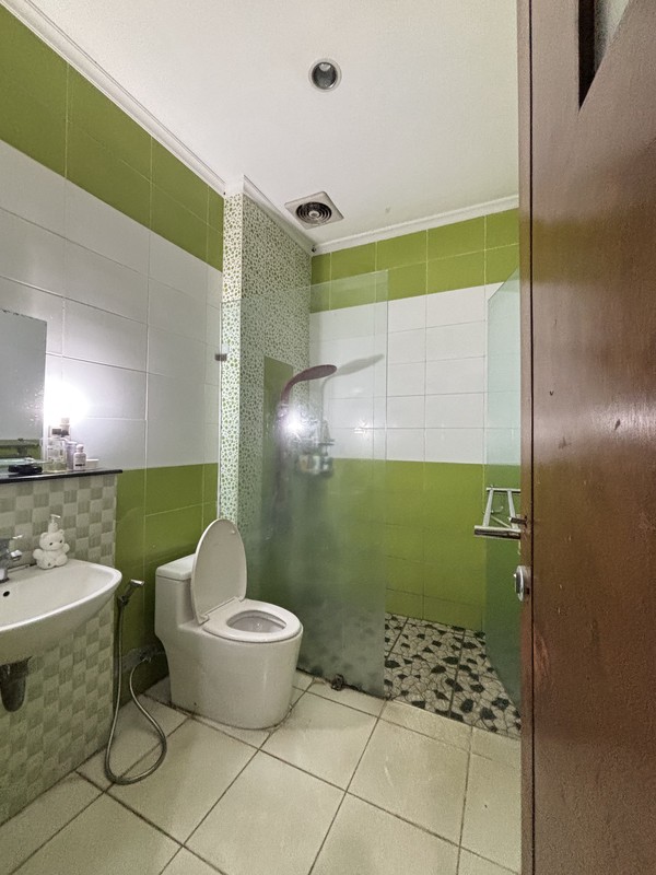 Rumah Besar 2 Lantai di Griya Panorama Estate Jatiasih Bekasi 