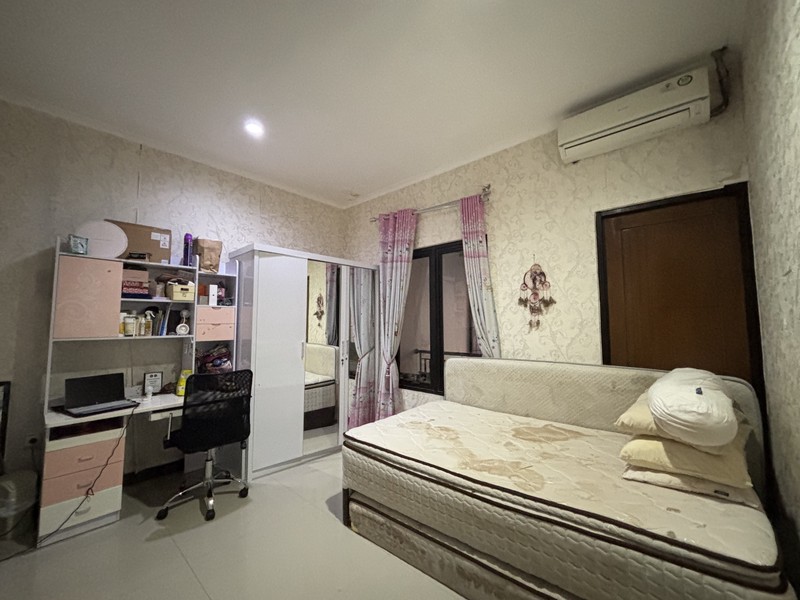 Rumah Besar 2 Lantai di Griya Panorama Estate Jatiasih Bekasi 