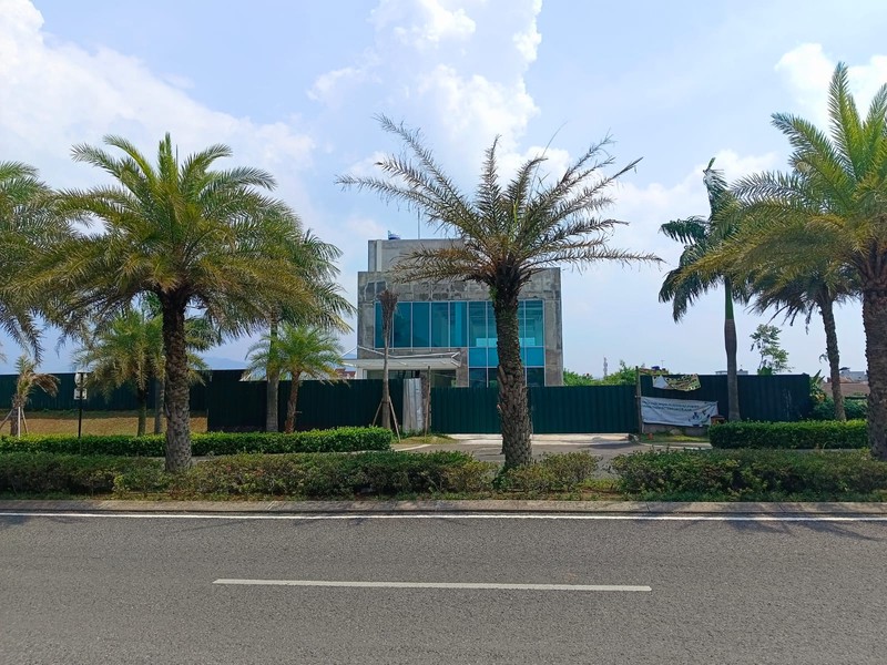 Di jual kantor siap pakai di podomoro boulevard lokasi sangat strategis dekat kampus Telkom dan tol buah batu