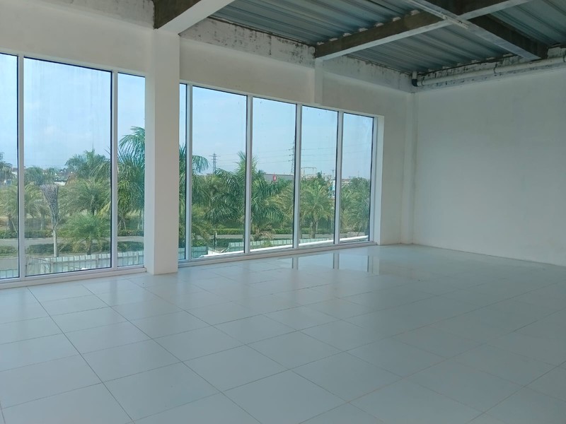 Di jual kantor siap pakai di podomoro boulevard lokasi sangat strategis dekat kampus Telkom dan tol buah batu
