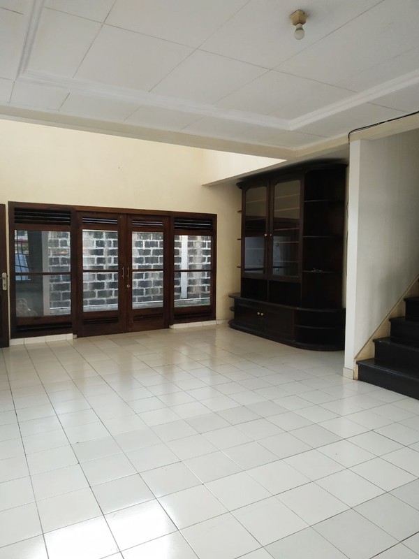 Rumah Siap Huni di Pisok Pondok Ranji Bintaro