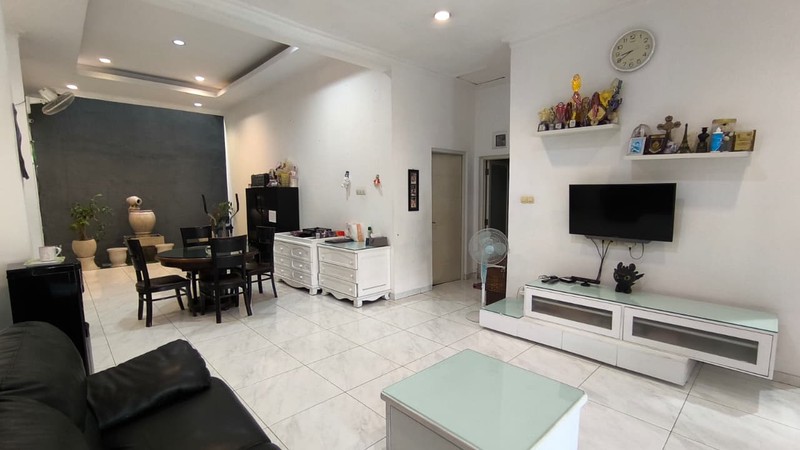 Rumah 2 Lantai Dijual - Dekat RS Mitra & Bandara Juanda - Perumahan Delta Sari Baru - Hanya 2,375M