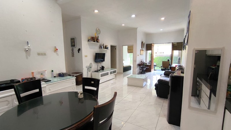 Rumah 2 Lantai Dijual - Dekat RS Mitra & Bandara Juanda - Perumahan Delta Sari Baru - Hanya 2,375M