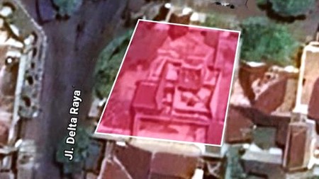 Dijual rumah hook strategis di Delta Raya Sidoarjo, luas 464 m&#xb2; harga tanah saja. Turun harga jadi Rp 3,1 M nego. Cocok untuk hunian & investasi.