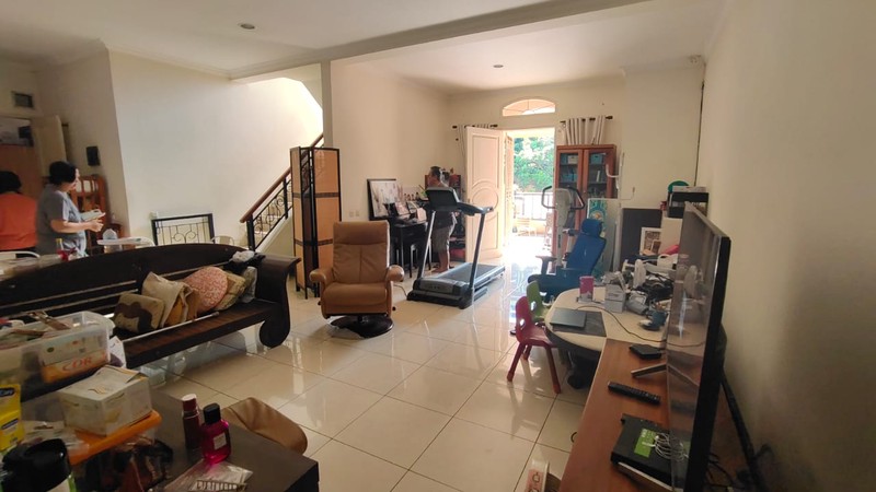 Rumah Hitung Tanah Area Cipete