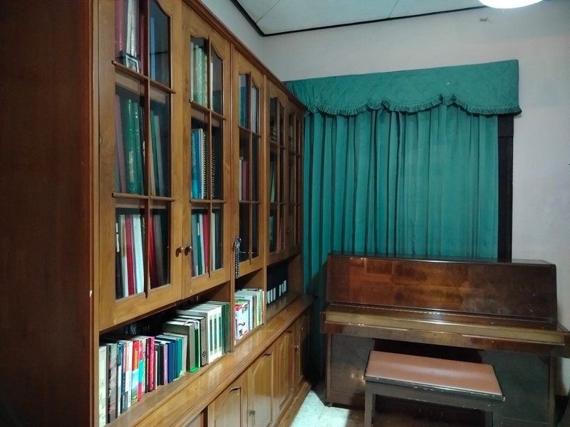 Rumah Klasik Tengah Kota Bandung, Selangkah Ke Telkom Japati