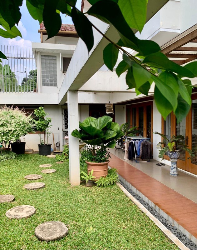 Rumah 2½ Lantai Luas Siap Huni Lokasi Strategis dan Asri @Kebayoran Baru, Jakarta Selatan.