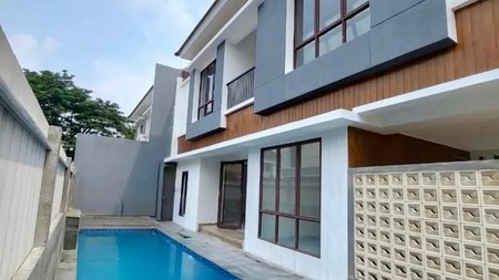 Rumah 2 Lantai SHM Siap Huni Dalam Cluster @Bintaro Sektor 9.