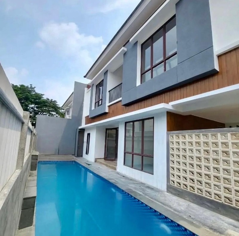 Rumah 2 Lantai SHM Siap Huni Dalam Cluster @Bintaro Sektor 9.