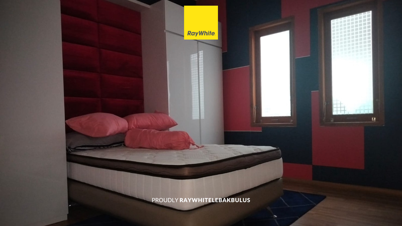  Dijual Rumah Mewah Furnished & Siap Huni di Kawasan Eksklusif Pesona Khayangan, Margonda
