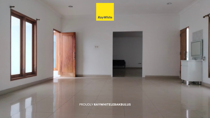  Dijual Rumah Mewah Furnished & Siap Huni di Kawasan Eksklusif Pesona Khayangan, Margonda