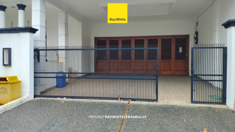  Dijual Rumah Mewah Furnished & Siap Huni di Kawasan Eksklusif Pesona Khayangan, Margonda