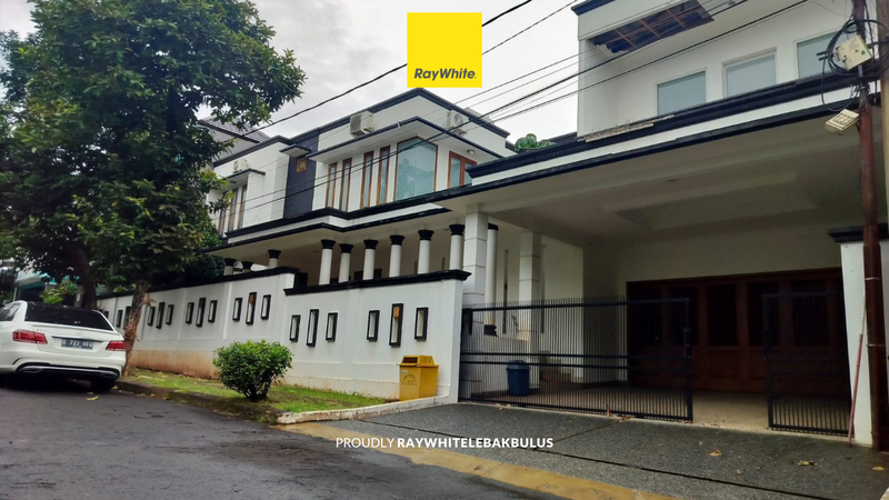 Dijual Rumah Mewah Furnished & Siap Huni di Kawasan Eksklusif Pesona Khayangan, Margonda