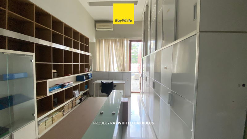 Disewakan Cepat! Kantor/Tempat Usaha Siap Pakai di Jl Sisingamangaraja, Kebayoran Baru, Jakarta Selatan 