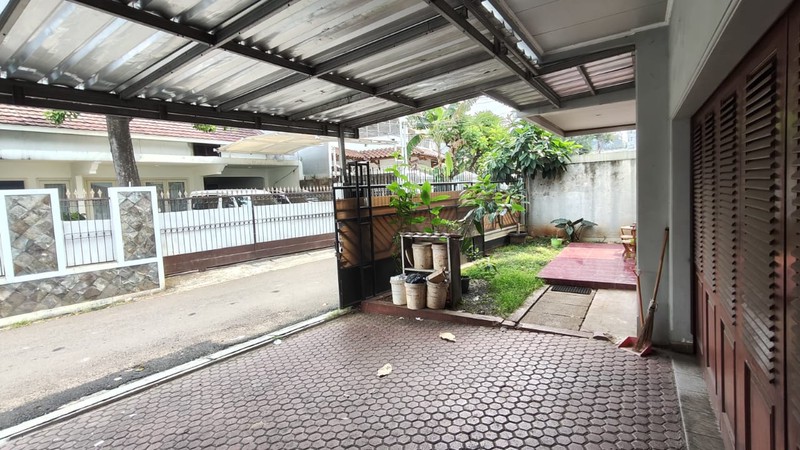 Rumah Tinggal 2 Lantai Sejuk dan Tenang, Dijual di Pejaten Timur Pasar Minggu Jaksel