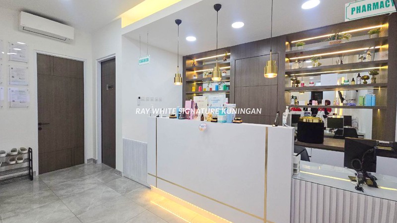 Ruko Gandeng Bintaro Sektor 3 Lokasi Strategis Area Ramai