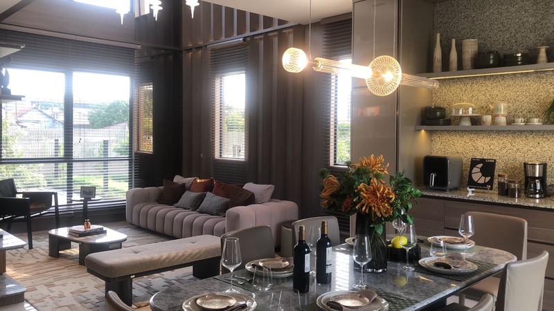 Dijual rumah 3 lantai di Cluster Rivella, Altea Boulevard Cibubur Dekat tol Jatikarya, fasilitas premium,