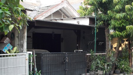 Dijual Rumah di Wiguna Tengah Dekat Kampus UPN Surabaya