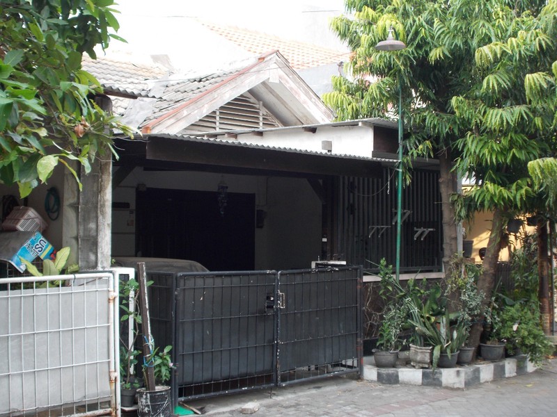 Dijual Rumah di Wiguna Tengah Dekat Kampus UPN Surabaya