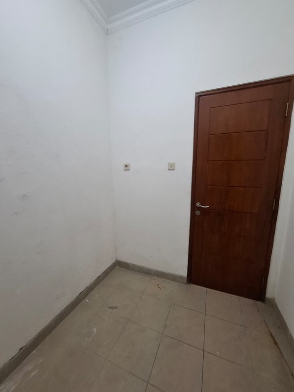 Disewakan Rumah Mewah Semi Furnish Dalam Perum Bale Agung, Sinduadi, Mlati, Sleman