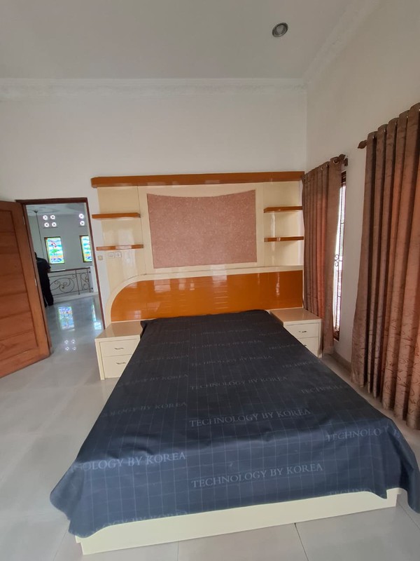 Disewakan Rumah Mewah Semi Furnish Dalam Perum Bale Agung, Sinduadi, Mlati, Sleman