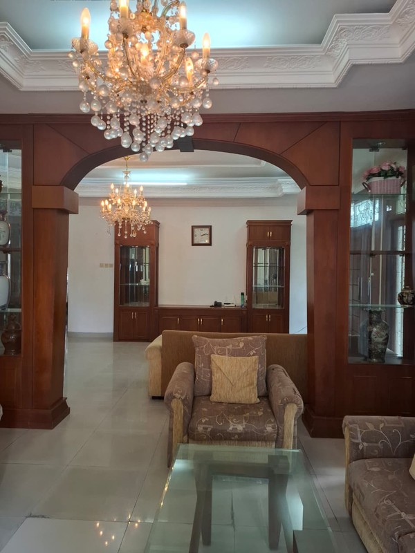 Disewakan Rumah Mewah Semi Furnish Dalam Perum Bale Agung, Sinduadi, Mlati, Sleman