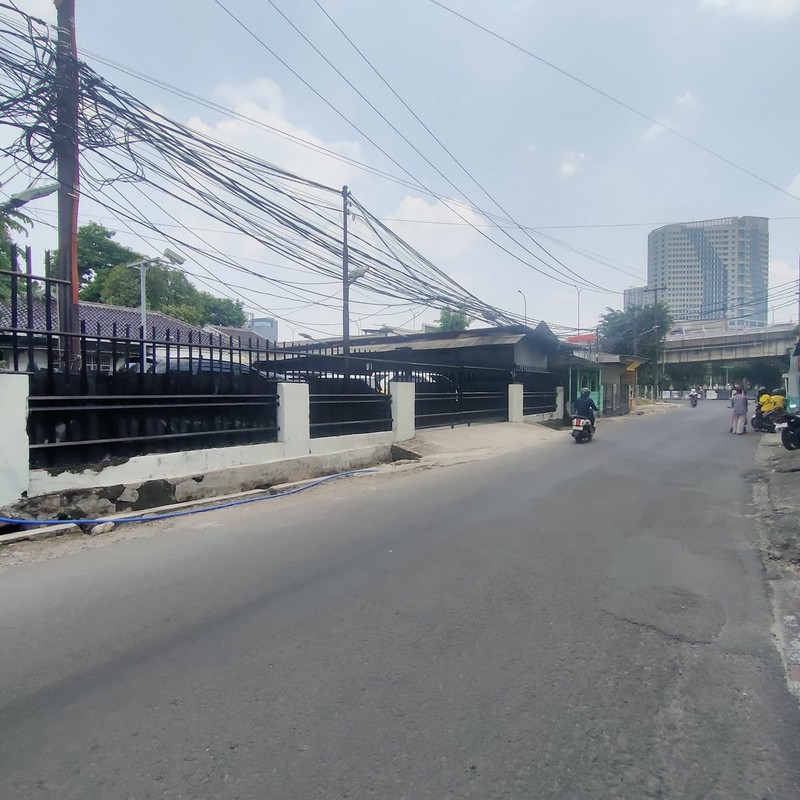 Dijual Rumah Lokasi Strategis Cocok Untuk Tempat Usaha Di Pasar Minggu, Jakarta Selatan