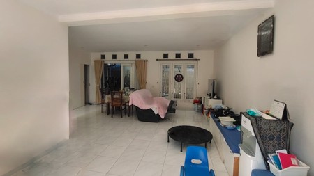 RUMAH PUSPITA LOKA BSD CITY,  KAMAR UTAMA BESAR