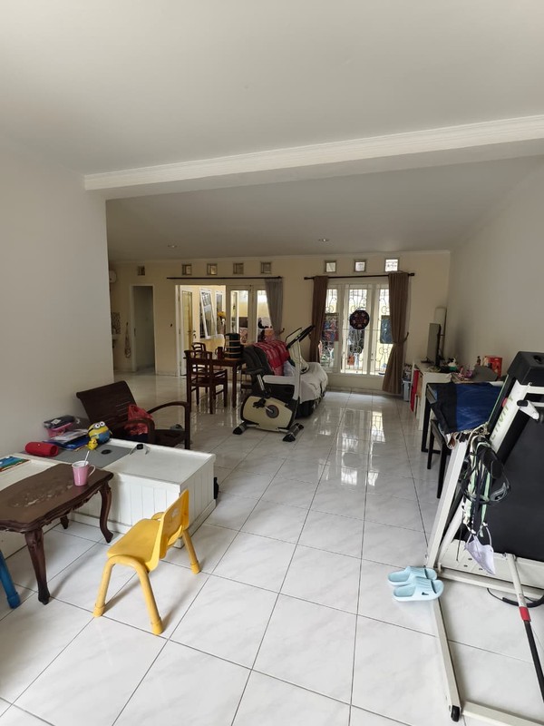 RUMAH PUSPITA LOKA BSD CITY, KAMAR UTAMA BESAR