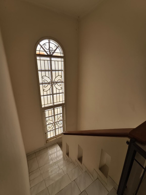 RUMAH PUSPITA LOKA BSD CITY, KAMAR UTAMA BESAR