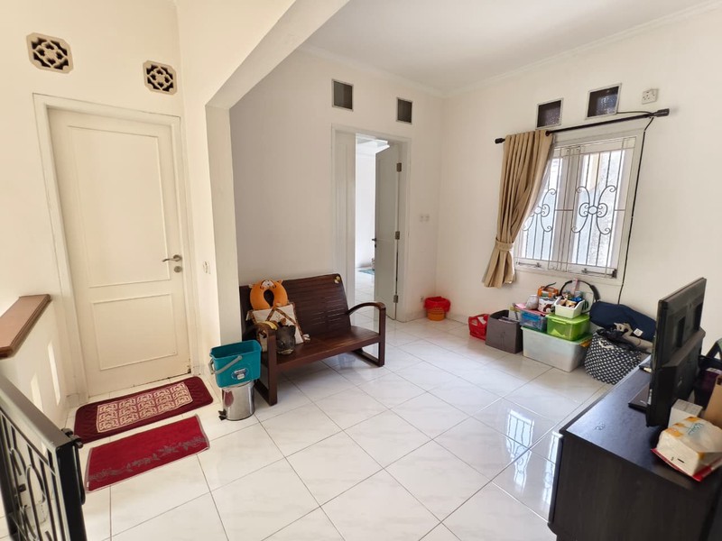RUMAH PUSPITA LOKA BSD CITY, KAMAR UTAMA BESAR