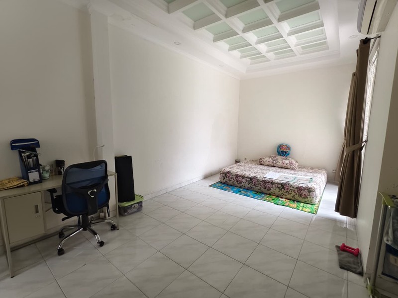 RUMAH PUSPITA LOKA BSD CITY, KAMAR UTAMA BESAR