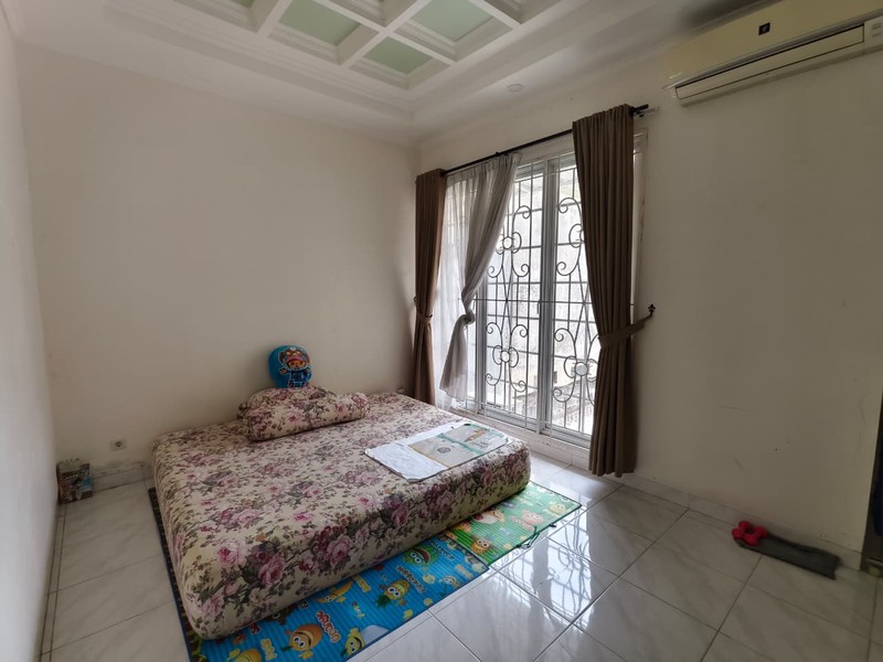 RUMAH PUSPITA LOKA BSD CITY, KAMAR UTAMA BESAR