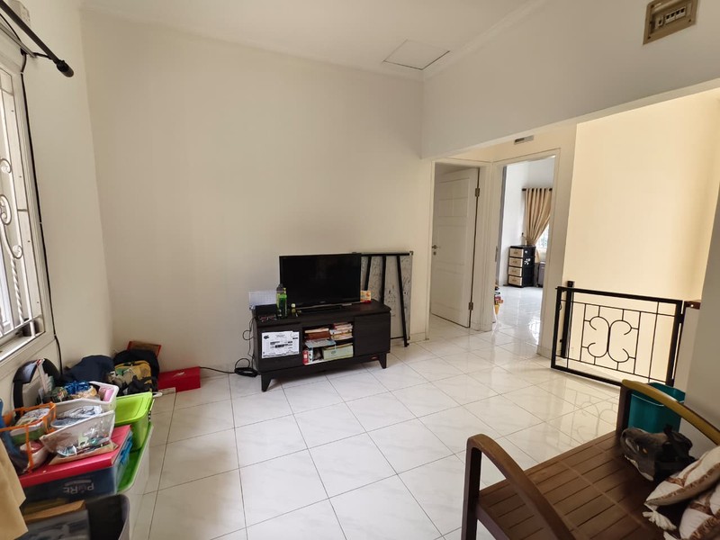 RUMAH PUSPITA LOKA BSD CITY, KAMAR UTAMA BESAR