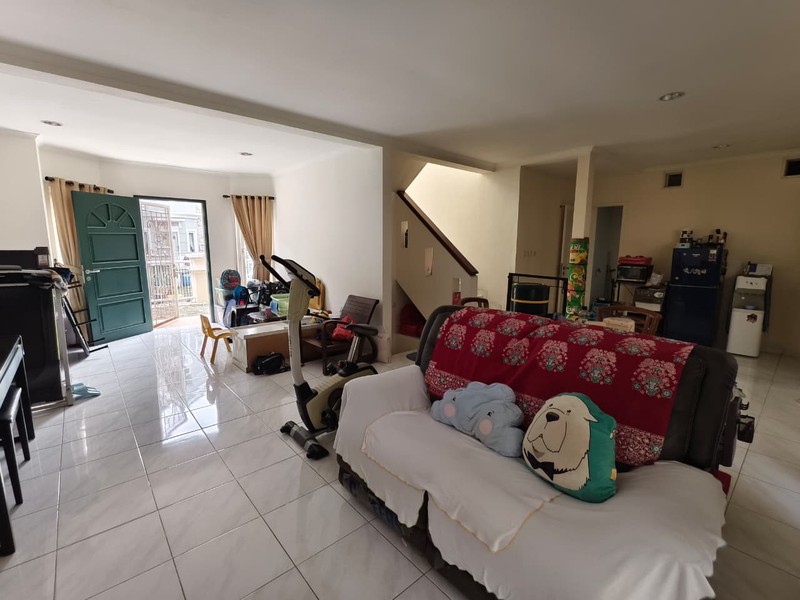 RUMAH PUSPITA LOKA BSD CITY, KAMAR UTAMA BESAR