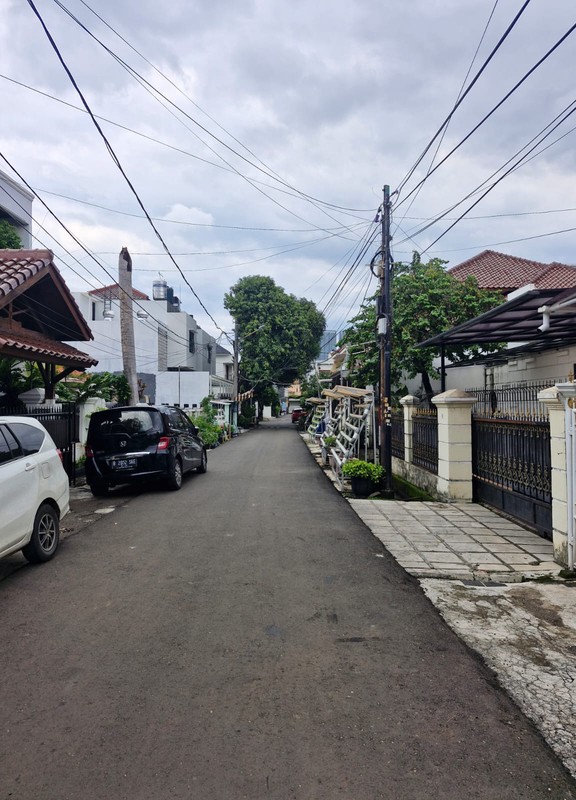 Dijual Rumah Lama Terawat Bebas Banjir Lokasi Di Cempaka Putih, Jakarta Pusat