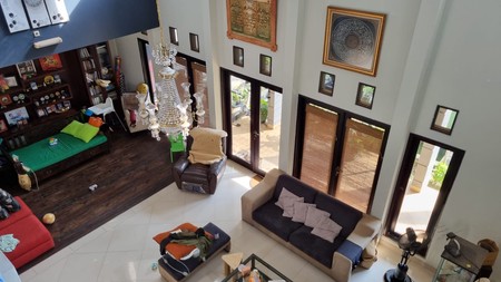 Rumah Bagus 2 Lantai di Cirendeu Luas 630 m2 Bangunan 400 m2, KT 6+1 KM 3+1
