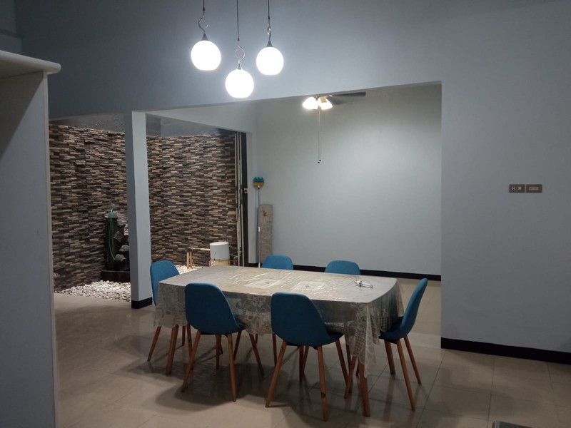 Rumah Bagus, Rapih dan Apik, siap huni di Bintaro - Jaksel