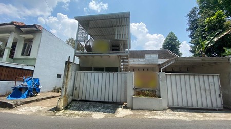 Rumah 273 Meter Persegi Lokasi Dekat Kampus UII, Sukoharjo Ngaglik Sleman