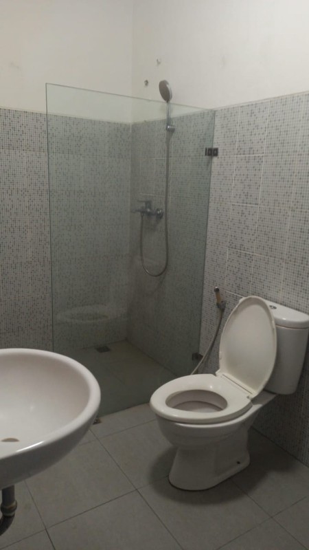Rumah 2 Lantai Siap Huni KT 4+2 KM 1+1 SHM Lebak Bulus, Jakarta Selatan