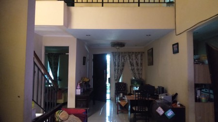 Rumah di Graha Raya KM 5 KT 4 dengan Luas 135 m2 dan Bangunan 200 m2 Surat SHM